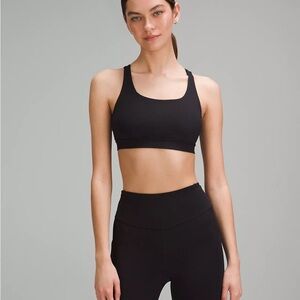 Lululemon energy bra black size 4/6